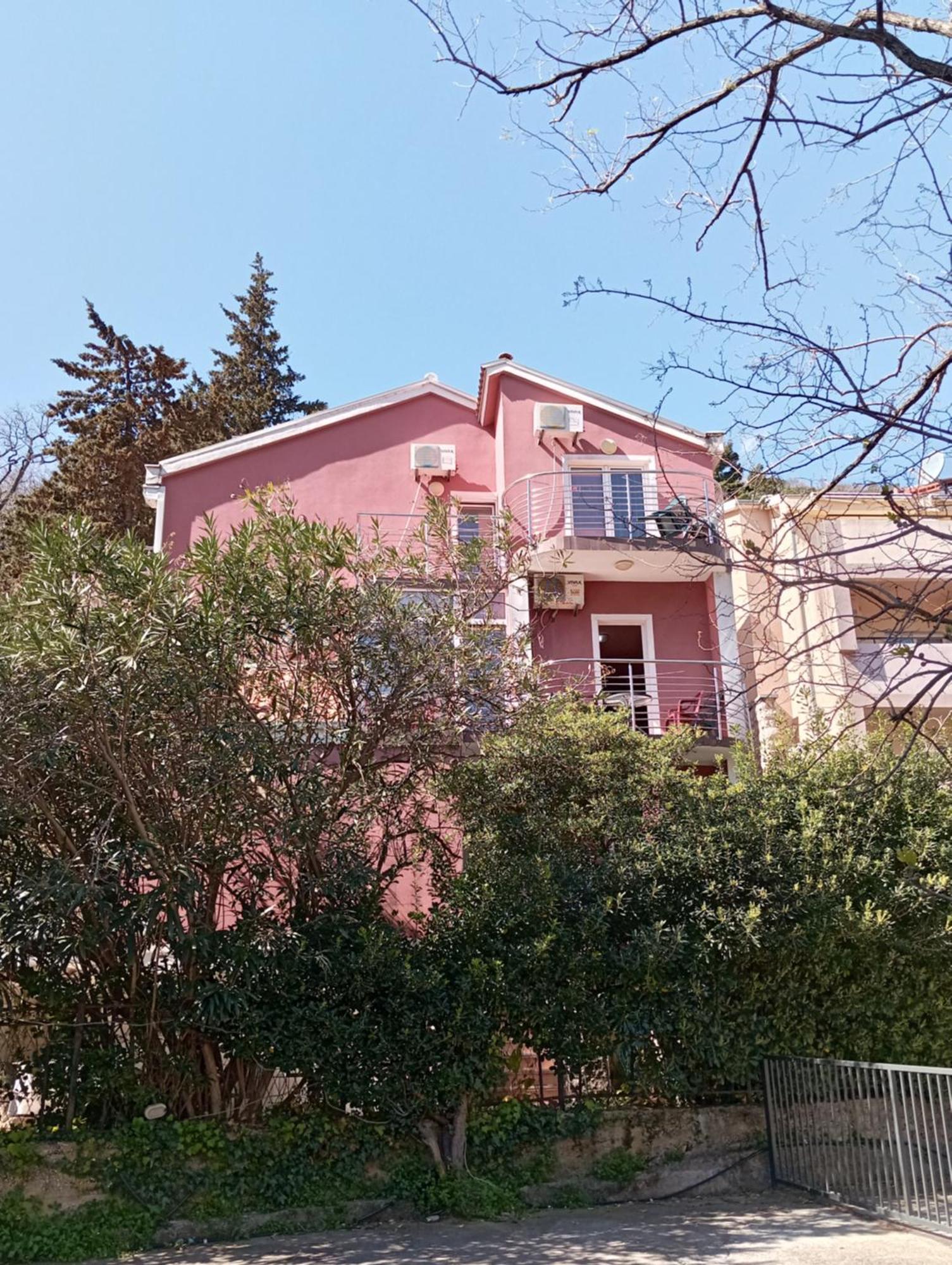 Markovic Aparthotel - Budva Becici Hotel Екстер'єр фото