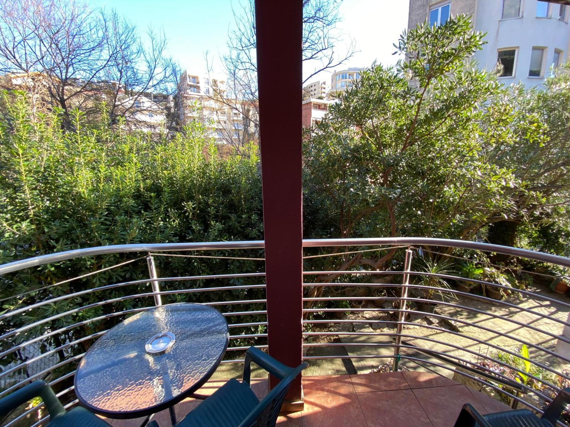 Markovic Aparthotel - Budva Becici Hotel Екстер'єр фото