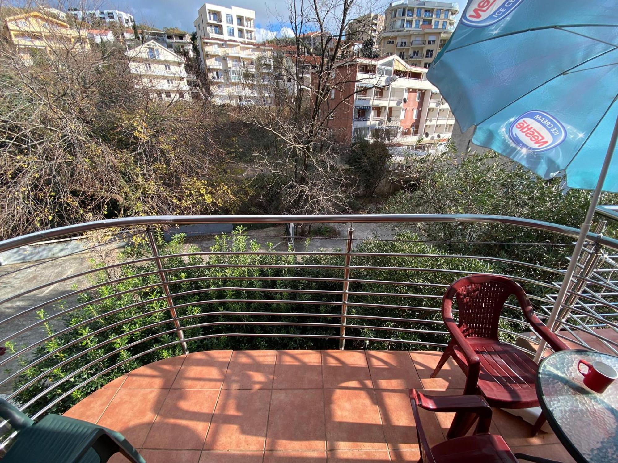 Markovic Aparthotel - Budva Becici Hotel Екстер'єр фото