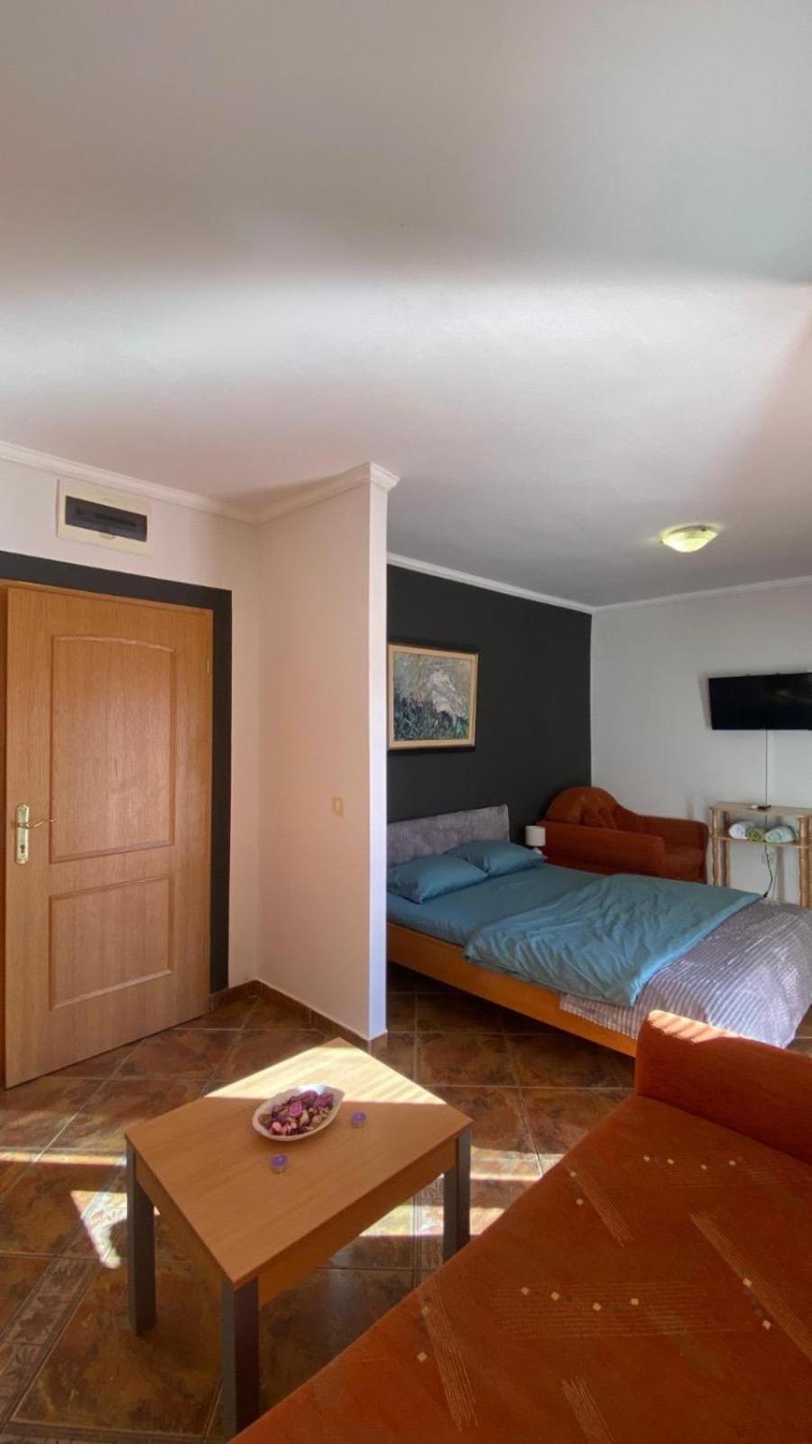 Markovic Aparthotel - Budva Becici Hotel Екстер'єр фото