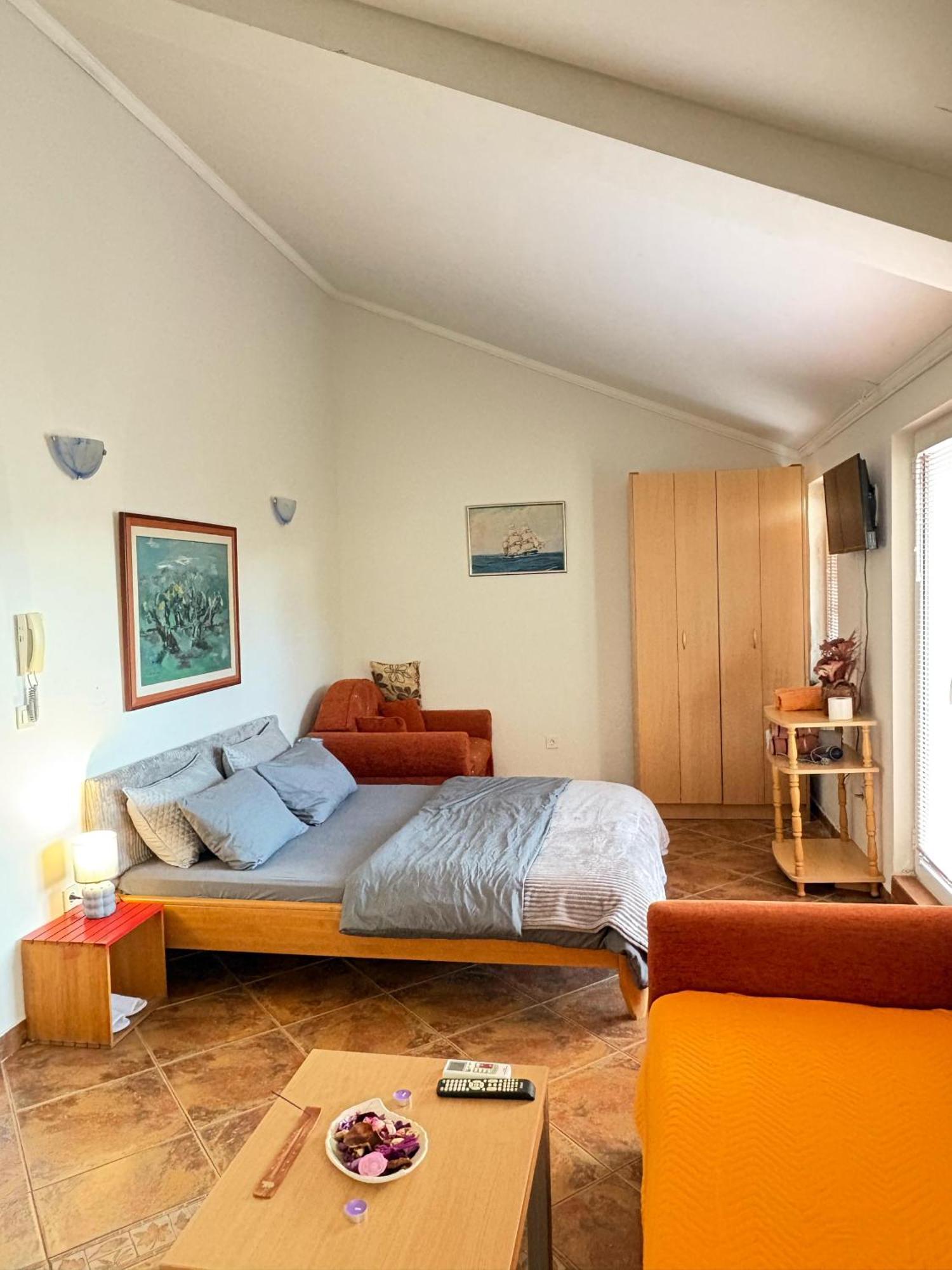 Markovic Aparthotel - Budva Becici Hotel Екстер'єр фото