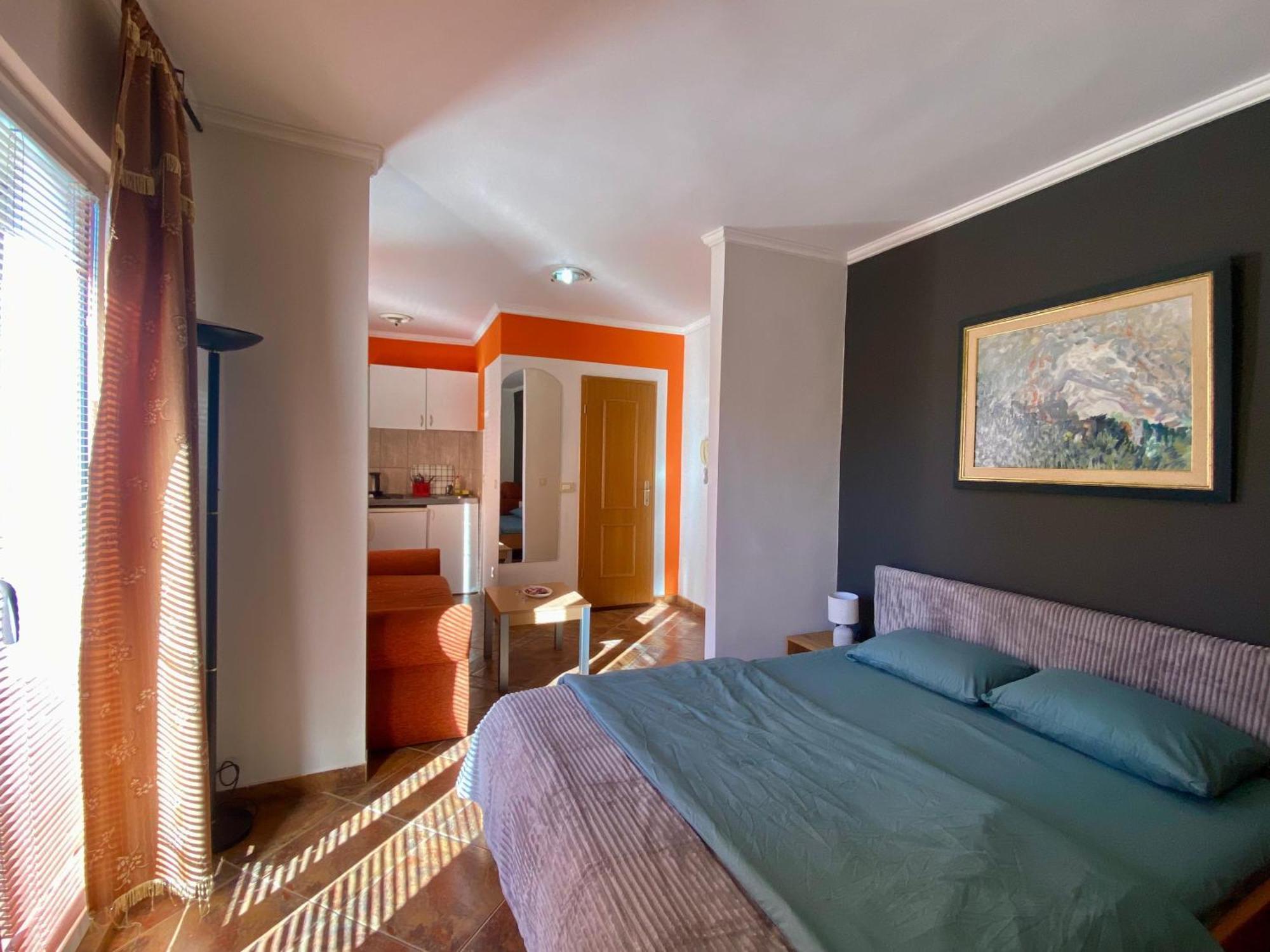 Markovic Aparthotel - Budva Becici Hotel Екстер'єр фото