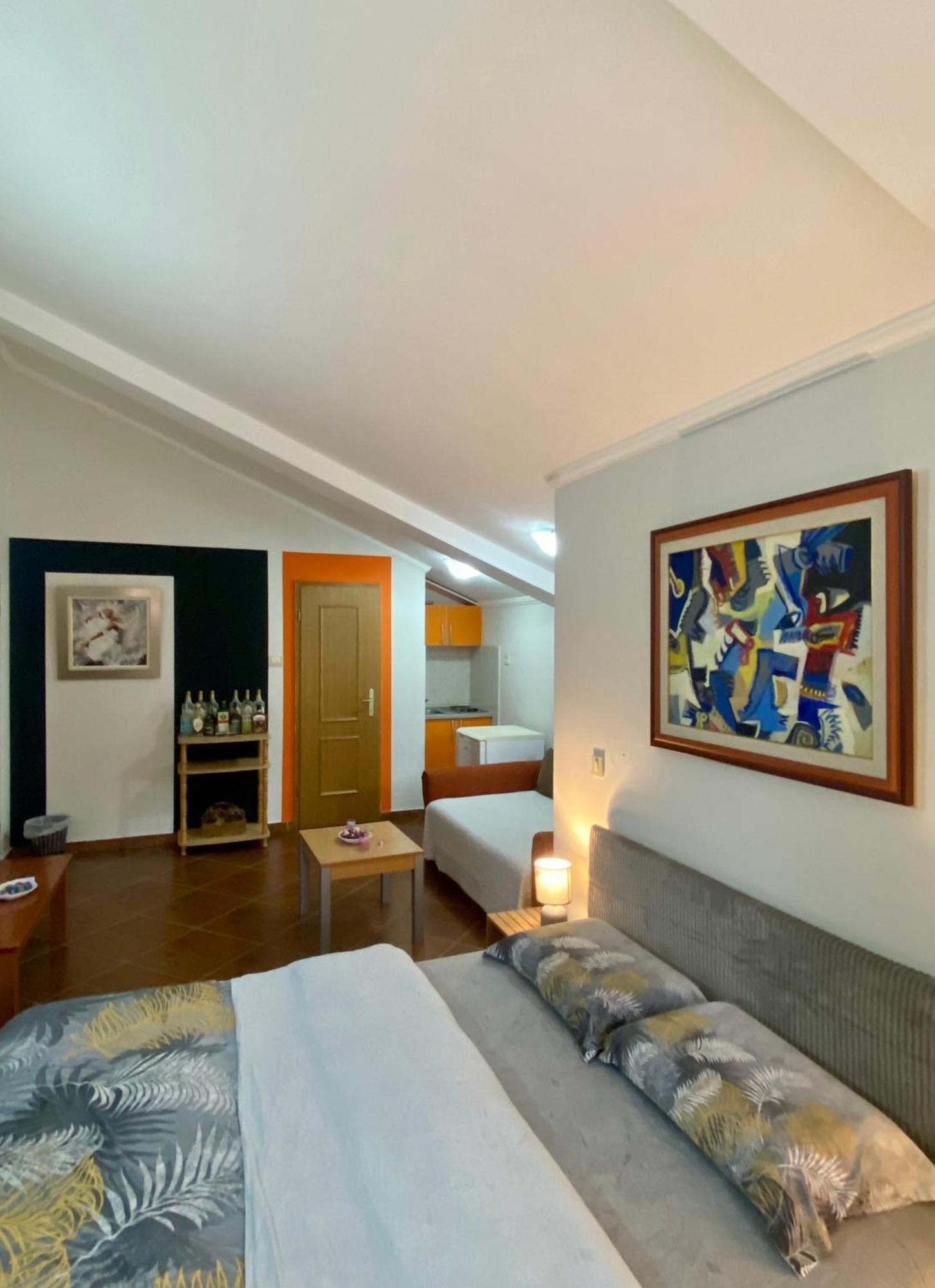 Markovic Aparthotel - Budva Becici Hotel Екстер'єр фото