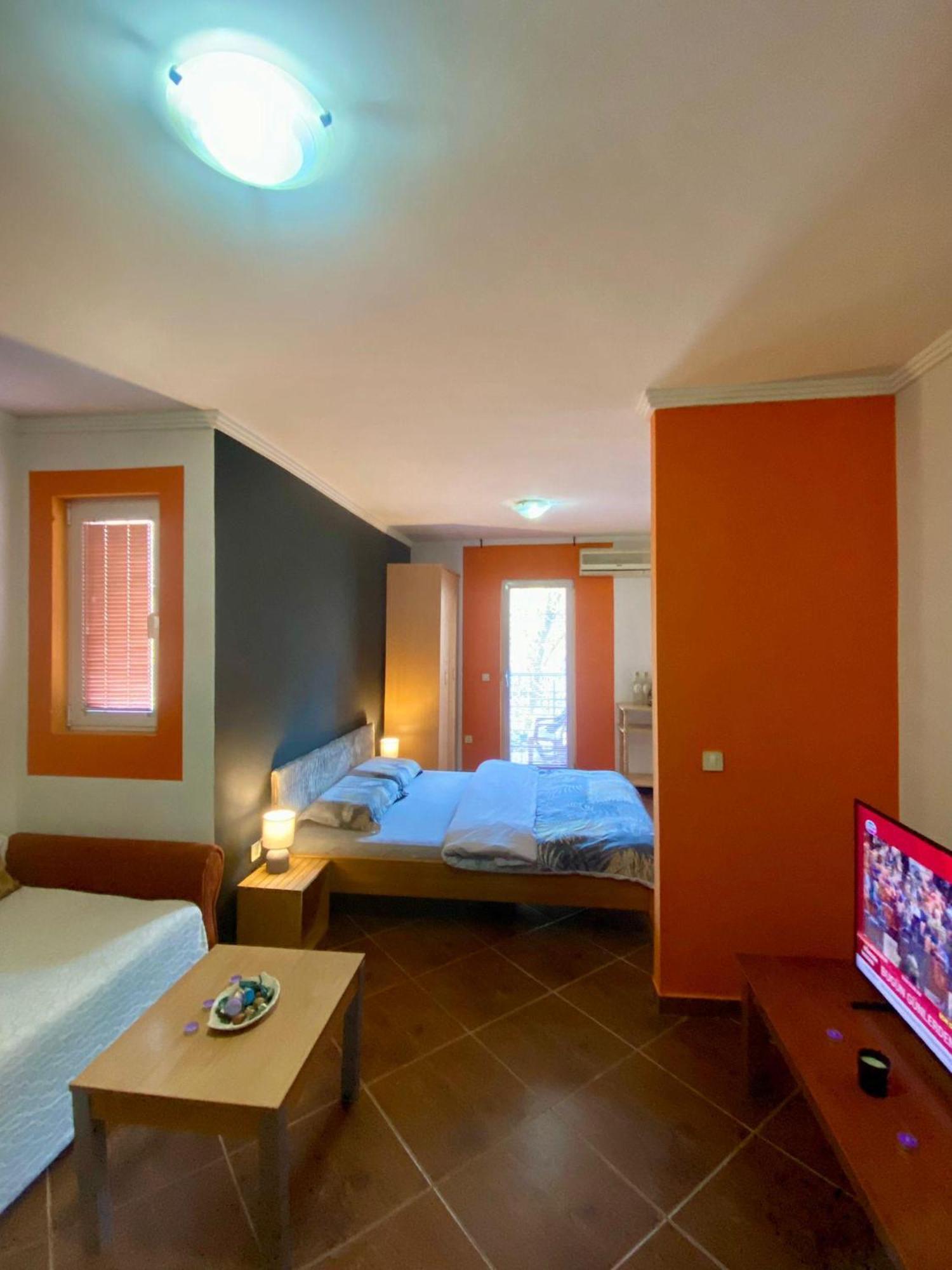 Markovic Aparthotel - Budva Becici Hotel Екстер'єр фото
