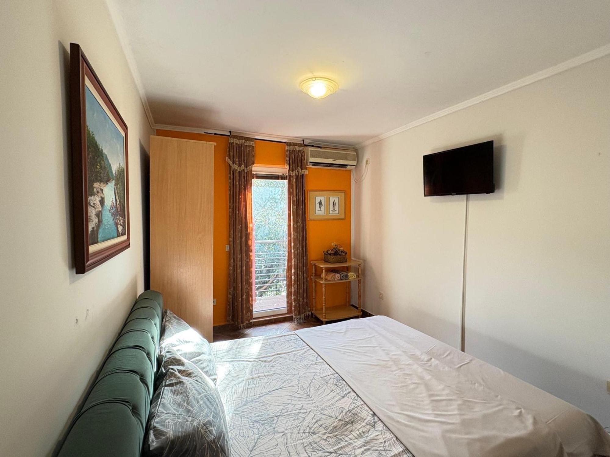 Markovic Aparthotel - Budva Becici Hotel Екстер'єр фото