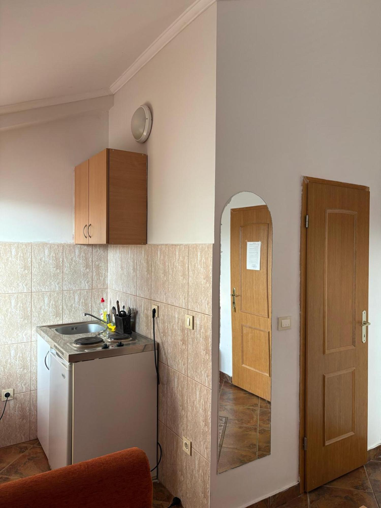 Markovic Aparthotel - Budva Becici Hotel Екстер'єр фото