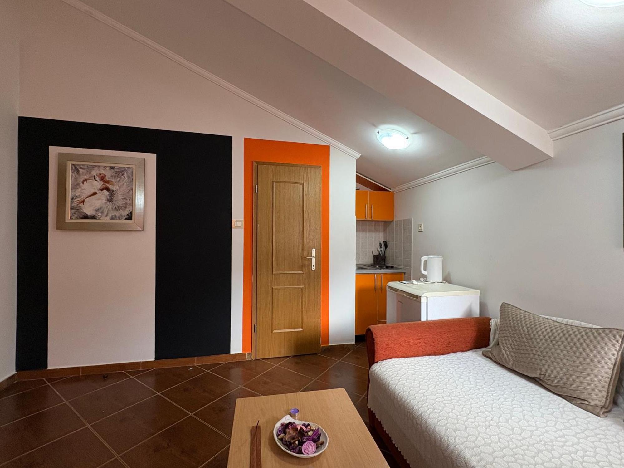 Markovic Aparthotel - Budva Becici Hotel Екстер'єр фото